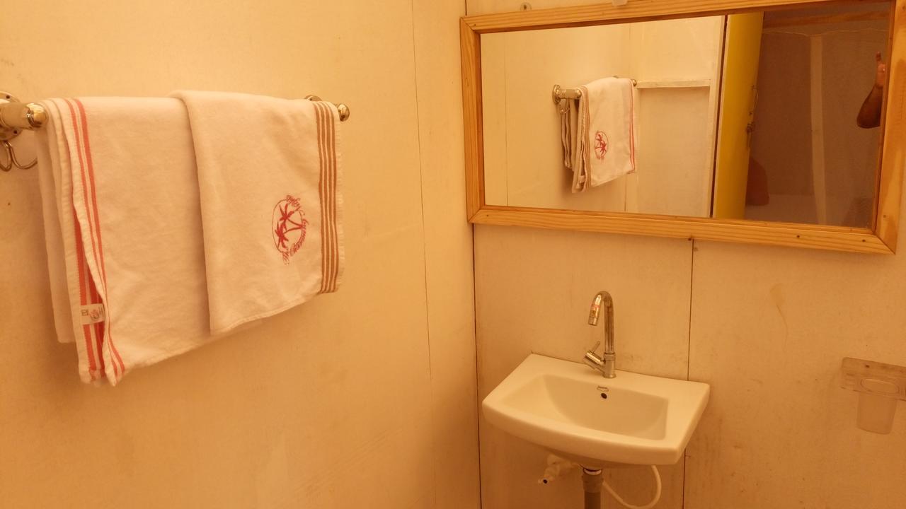 Clara'S Huts Hotel Palolem Buitenkant foto